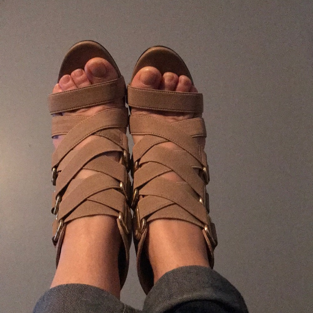 Via Neroli Ankle Boots View 3